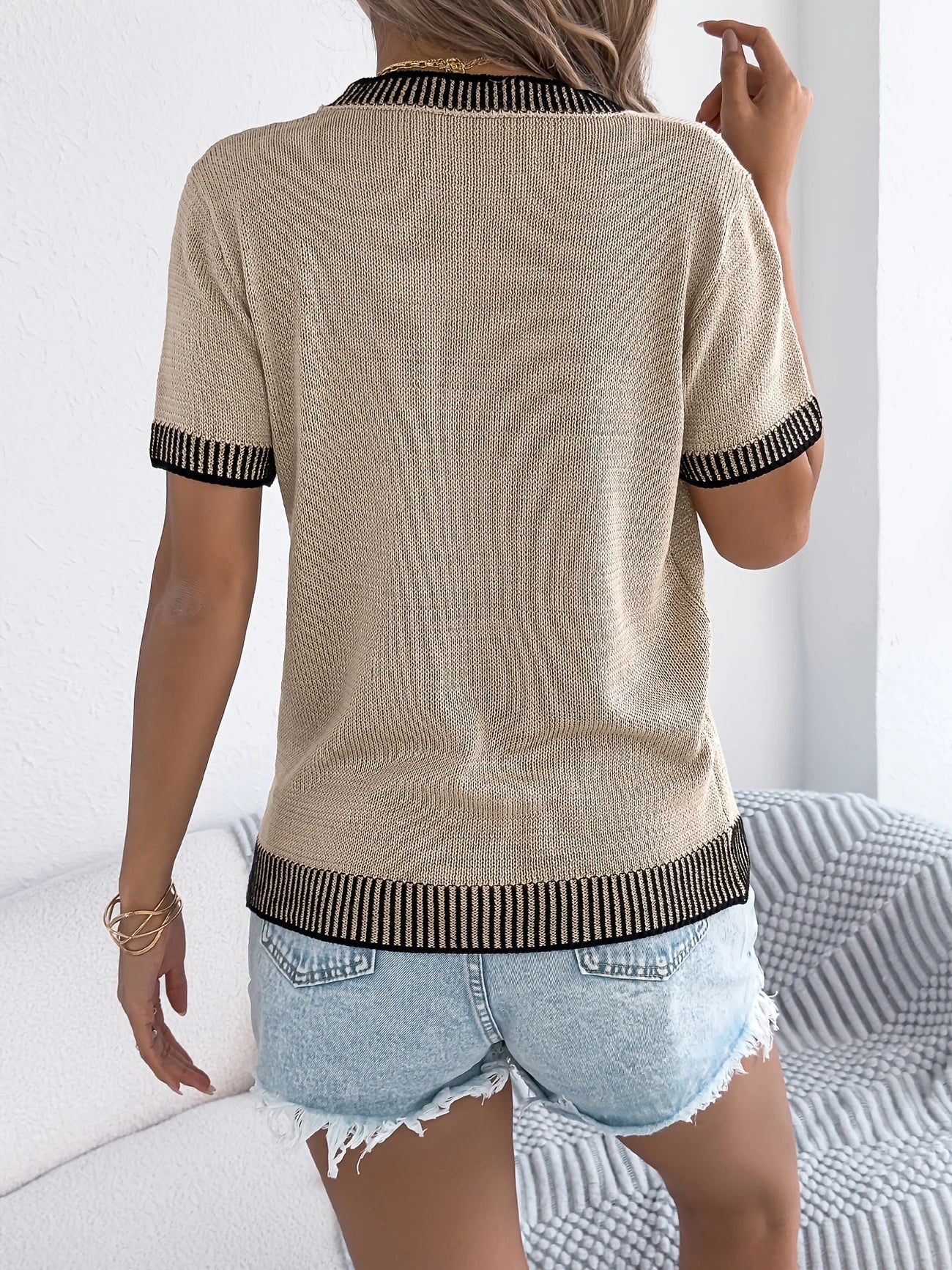 Alethea - Elegante Top Lavorato a Maglia Con Scollo Rotondo e Righe