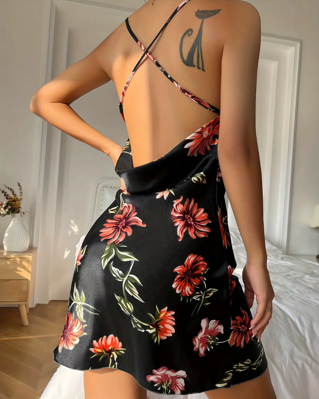 CLEMENTINA™ | CAMICIA DA NOTTE IN RASO SETOSO CON ELEGANTE MOTIVO
