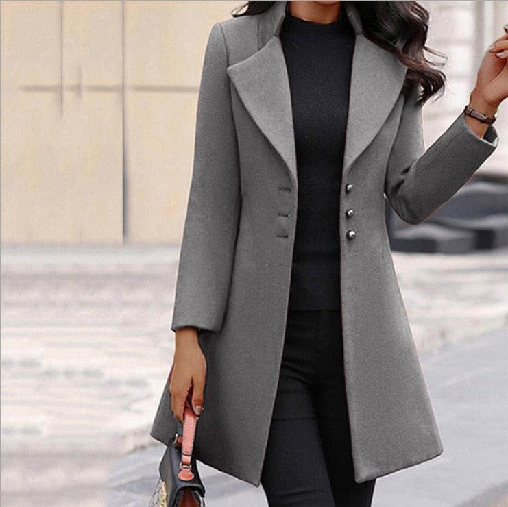 Inseguimento | Cappotto Abbottonato da Donna | Sofisticato e Moderno