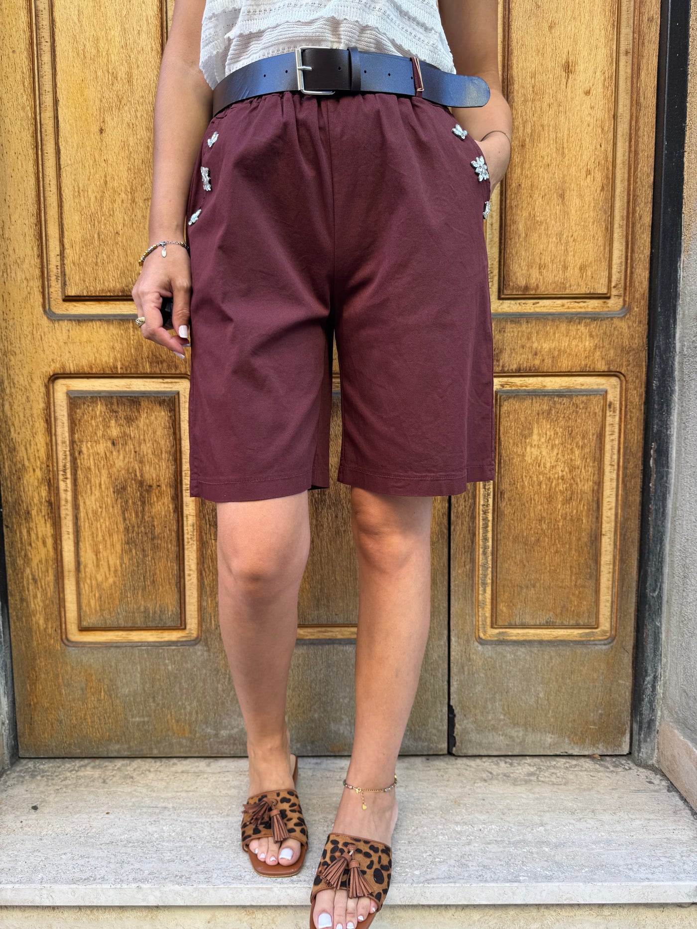 PANTALONCINO CON STRASS