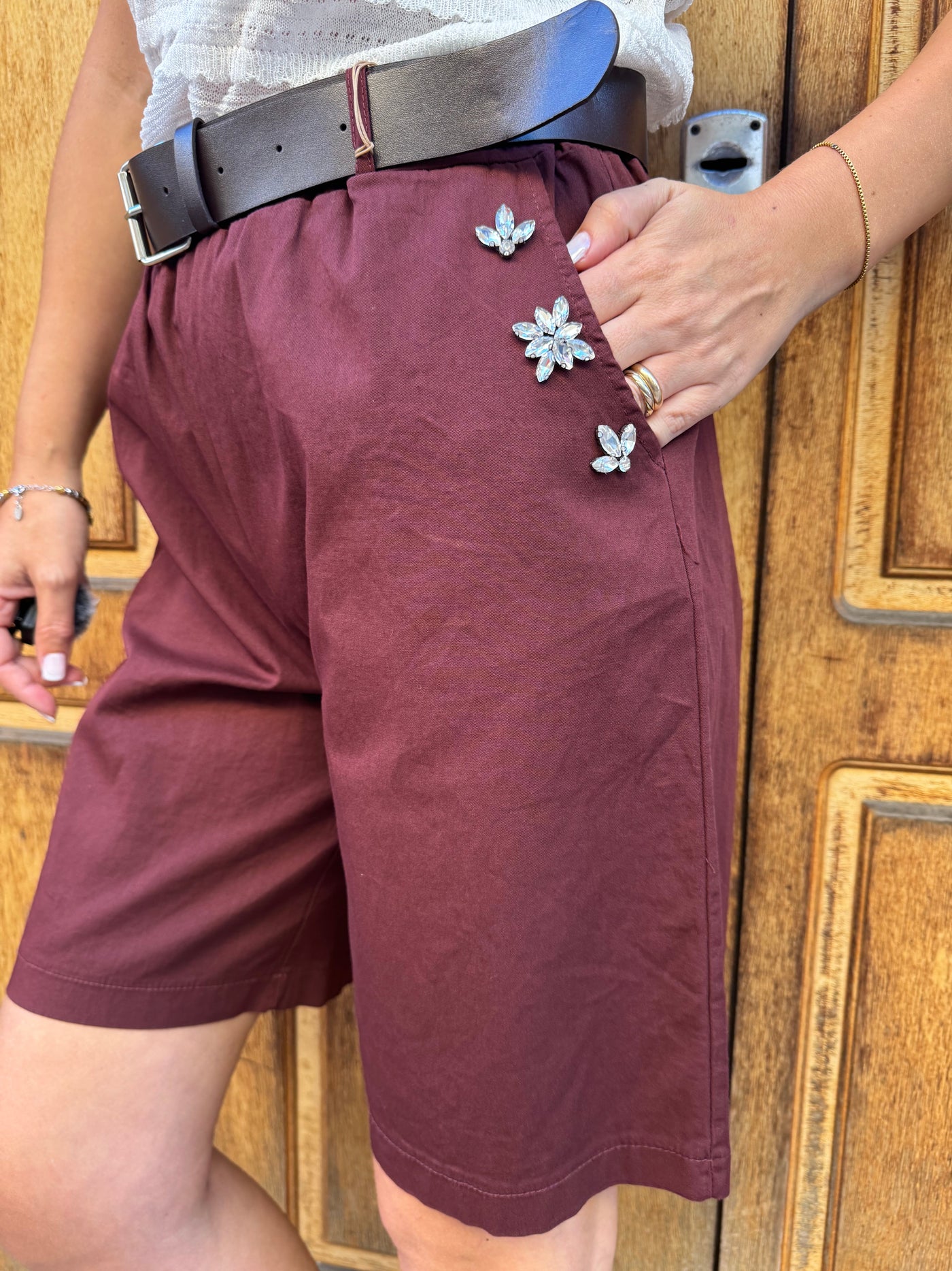 PANTALONCINO CON STRASS