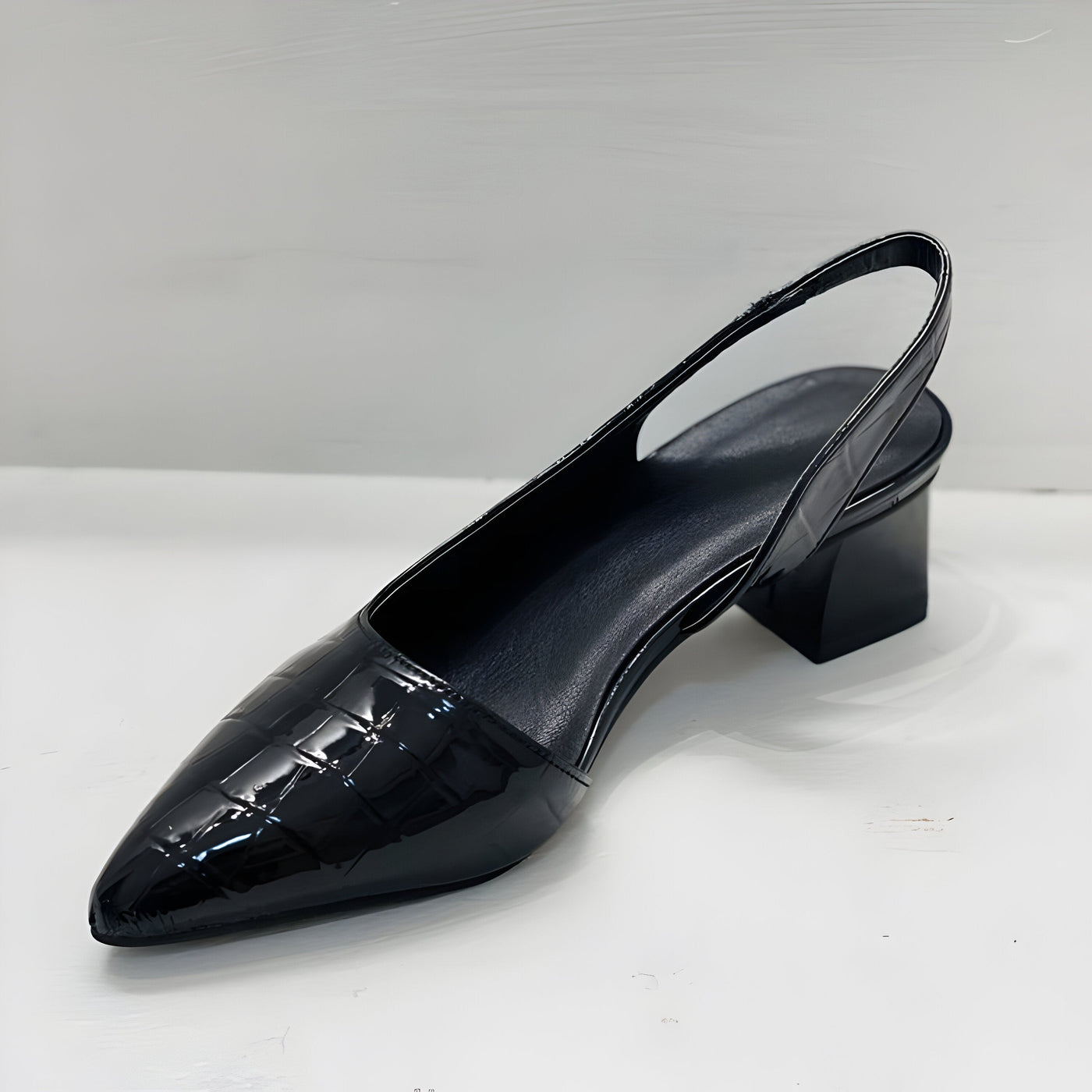 Halyvira - Elegant Casual Sandals